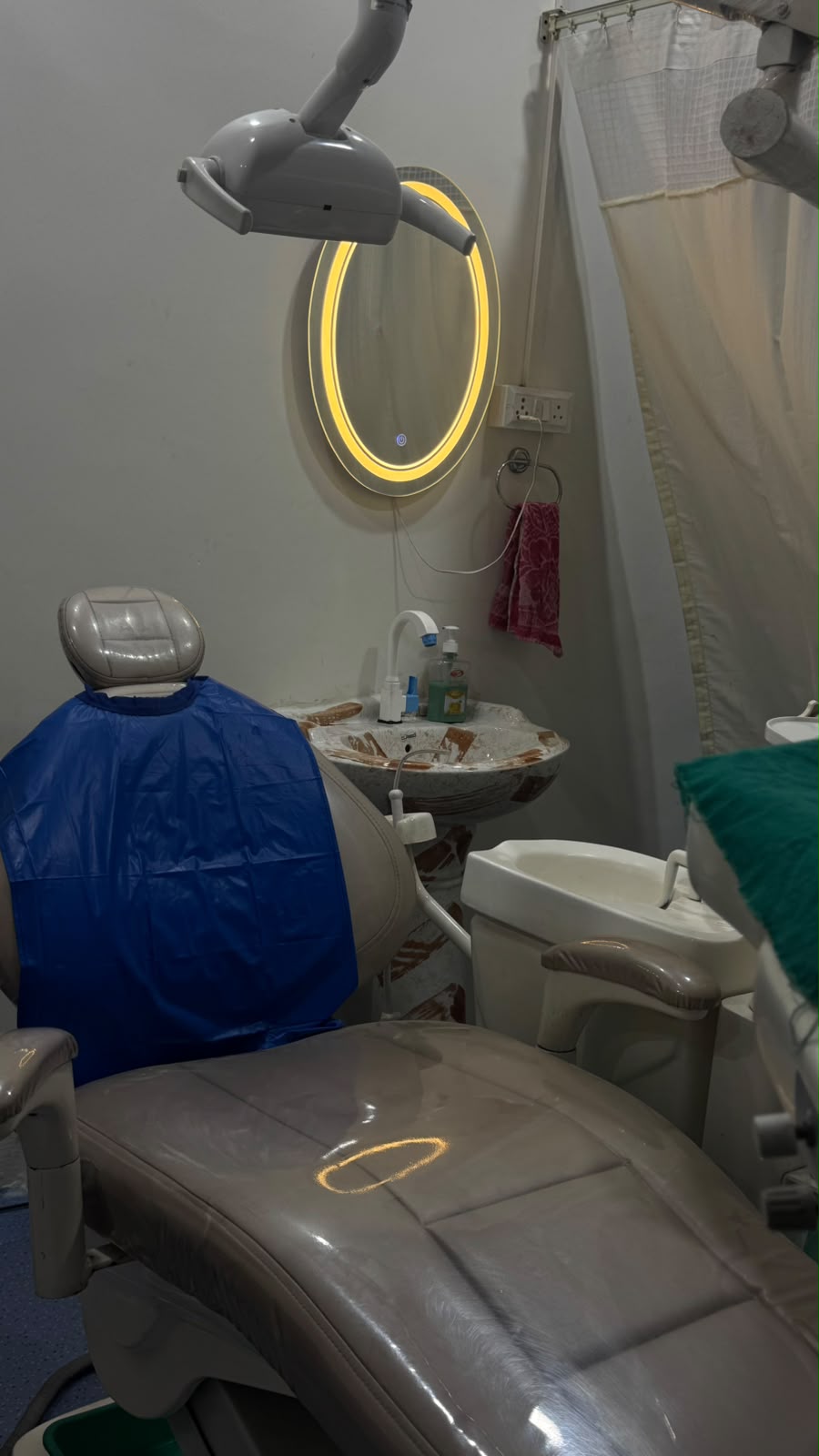 Advanced Patient Examination Seat